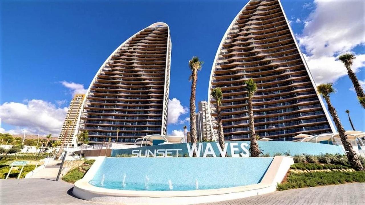 Apartamentos Sunset Waves By Sonneil Rentals Benidorm Exterior photo